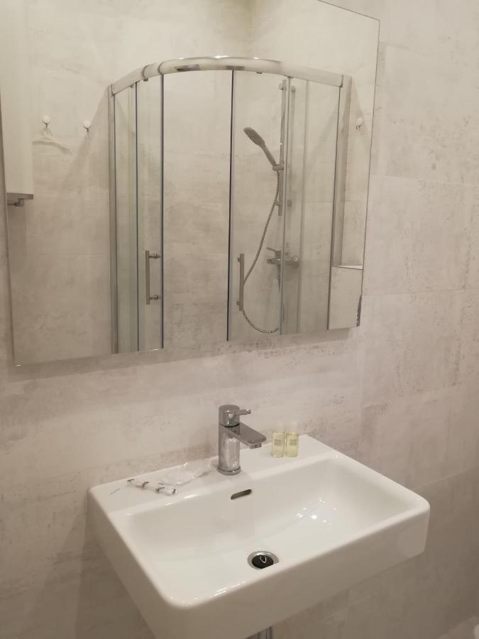 Lux Apartment, Near Metro Vasylkivska Kiev Dış mekan fotoğraf